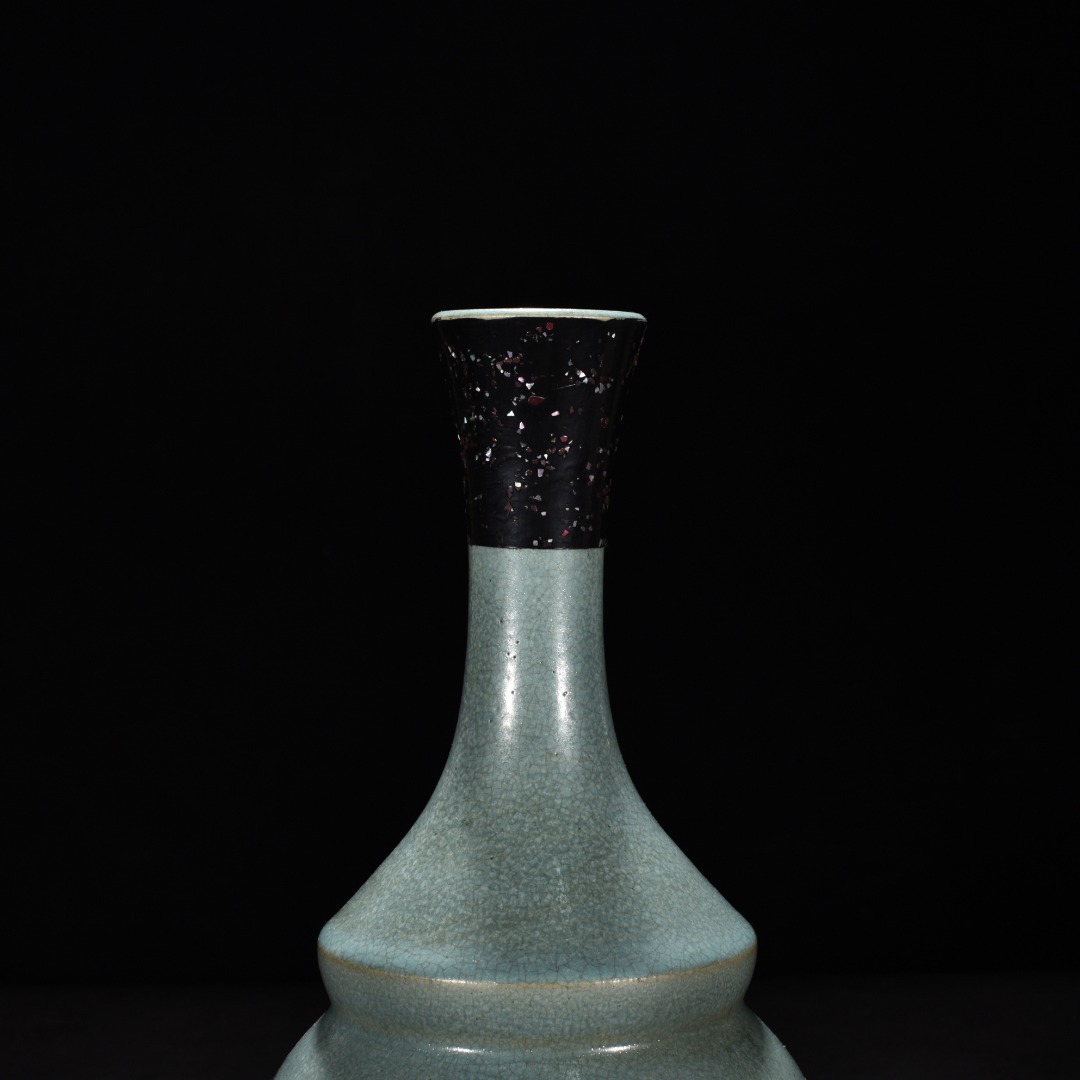 中国宋時代天青釉汝窑冰片纹长颈瓶青磁長頸