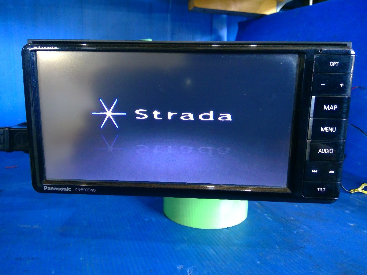 (H)カーナビ パナソニック CN-RE03WD フルセグ/DVD/Bluetooth/SD 2016年データ 動作確認済 ［2305624］