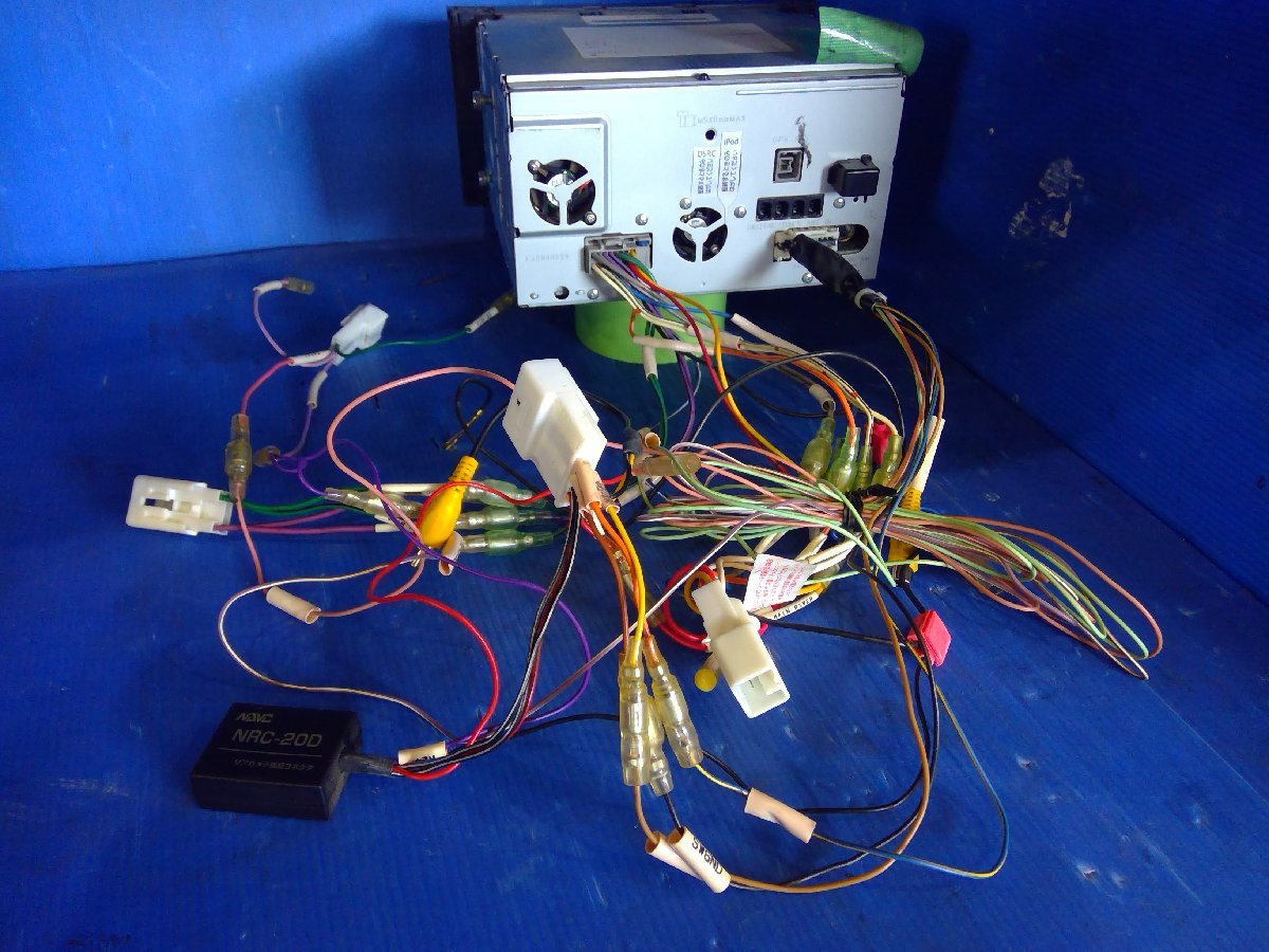 (H)カーナビ パナソニック CN-RE03WD フルセグ/DVD/Bluetooth/SD 2016年データ 動作確認済 ［2305624］