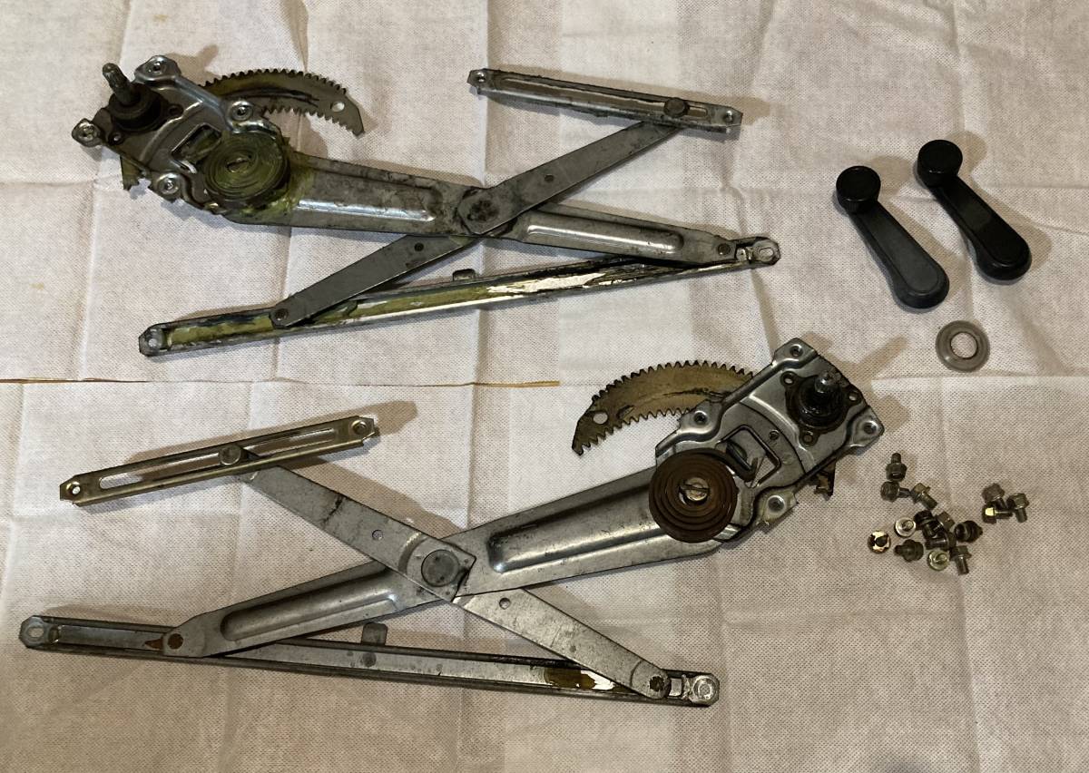 トヨタ AE86 手動式 ウインドウ レギュレータ 左右セット ★希少品 【中古】