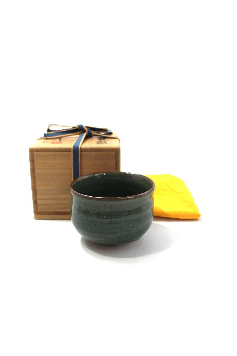人間国宝　田村耕一作　益子焼　鉄絵　茶碗　共箱　茶道具 人間国宝 共箱 田村耕一 茶碗 鉄絵 田村耕一作 益子焼 茶道具 佳