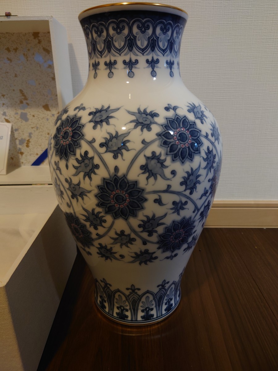 再値下‼️御用達 大倉陶園 日本製 呉須唐草 36cm花瓶 専用箱付 美品