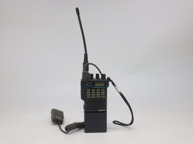 x3I158Z- YAESU ヤエス FT-704/MH-18 ハンディ トランシーバー 430MHz 無線機 ジャンク品