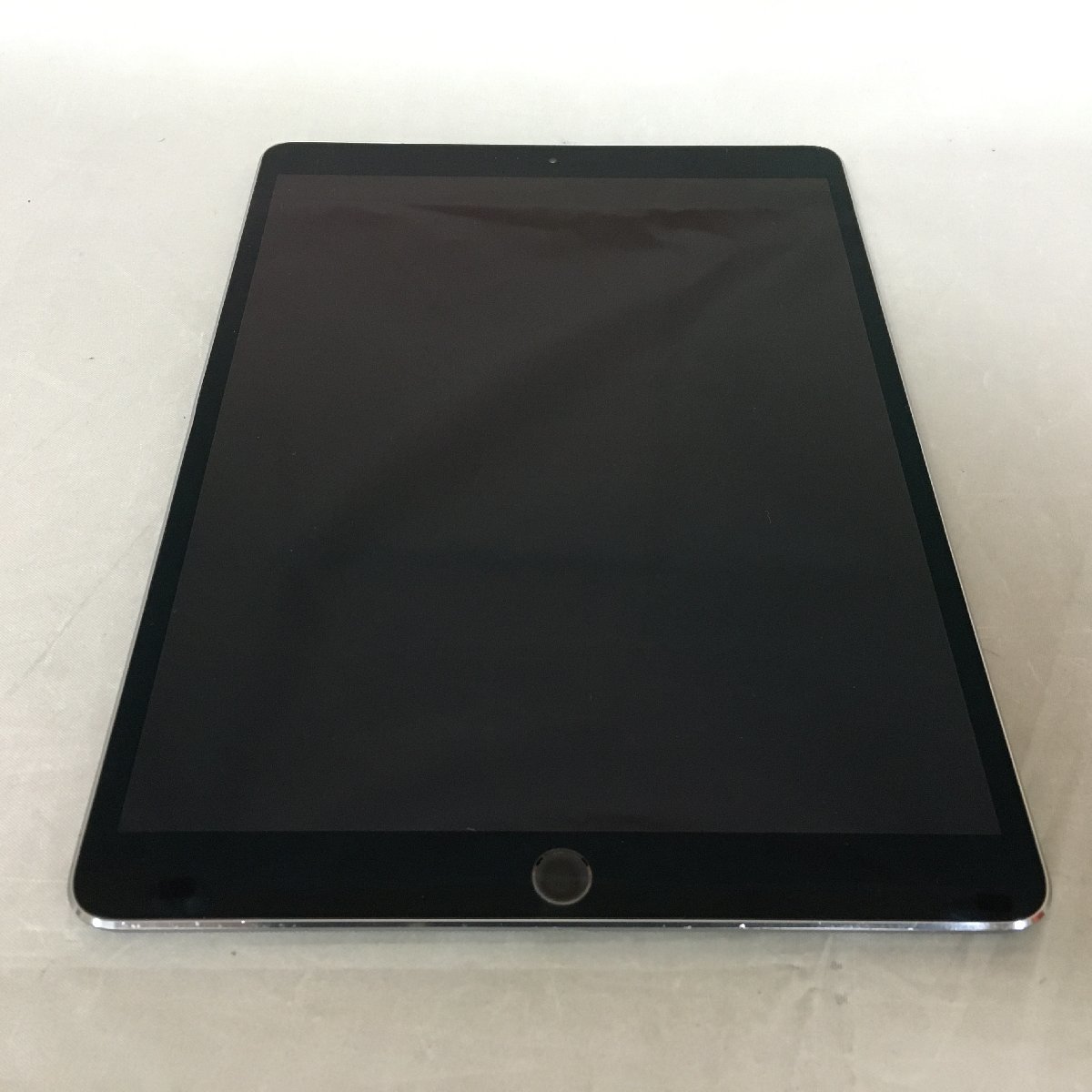 iPad第6世代 9.7インチ Wi-Fi＋セルラー(SoftBank)モデル iPad