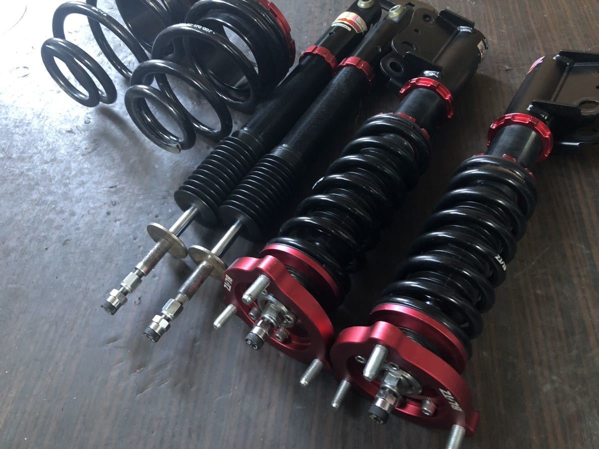 BLITZ DAMPER ZZ-Rフルタップ全長式車高調 BRZ 86 ZN6 ZC6 BLITZ