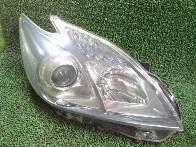 プリウス DAA-ZVW30 右ヘッドランプASSY S 2ZR-FXE 202 81110-47231