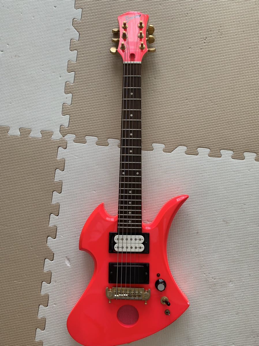 hide ミニギター レア ピンク アンプ内蔵 エレキギター FERNANDES 