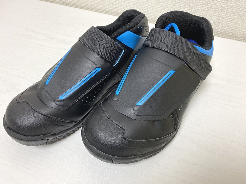送料込み■SHIMANO ( シマノ ) ダウンヒル・オールマウンテン向けシューズ　フラットシューズ AM7 ブラック 40　25.2cm