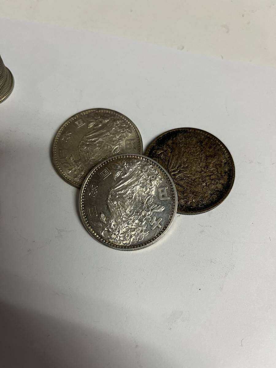 Z-5656【長期保管】古銭 日本 100円銀貨125枚（稲：68枚/鳳凰：40枚