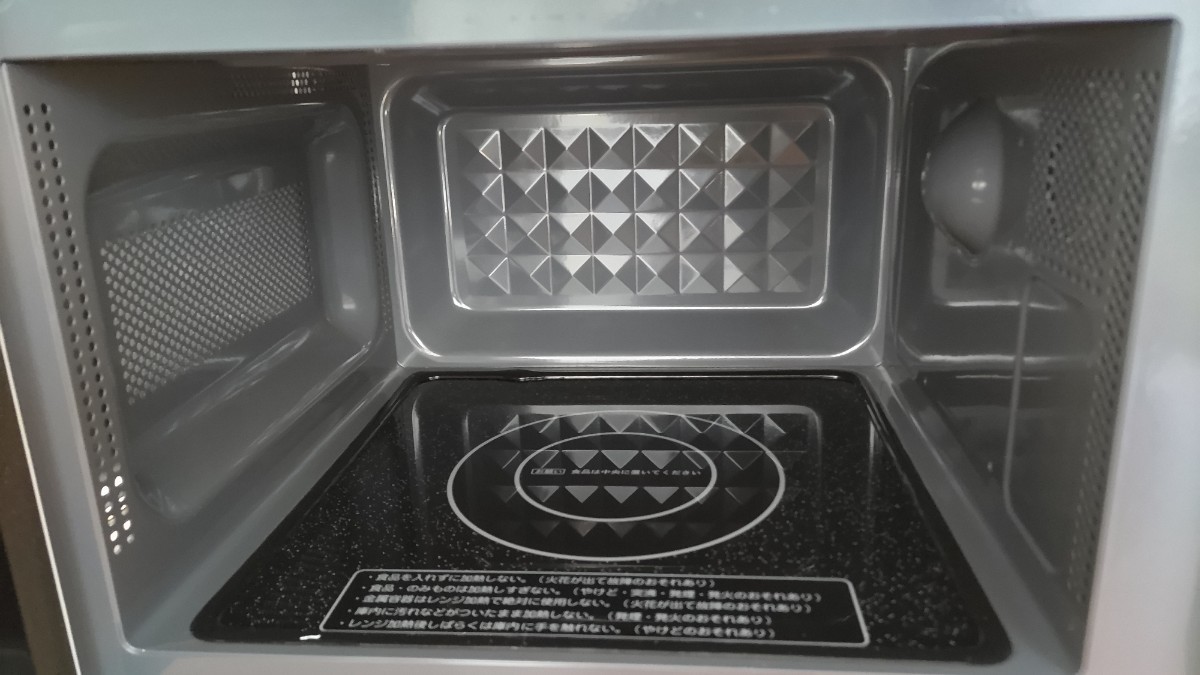 【美品中古】アイリスオーヤマ　電子レンジ　IMB-F184-5-WPG（50ｈz専用）