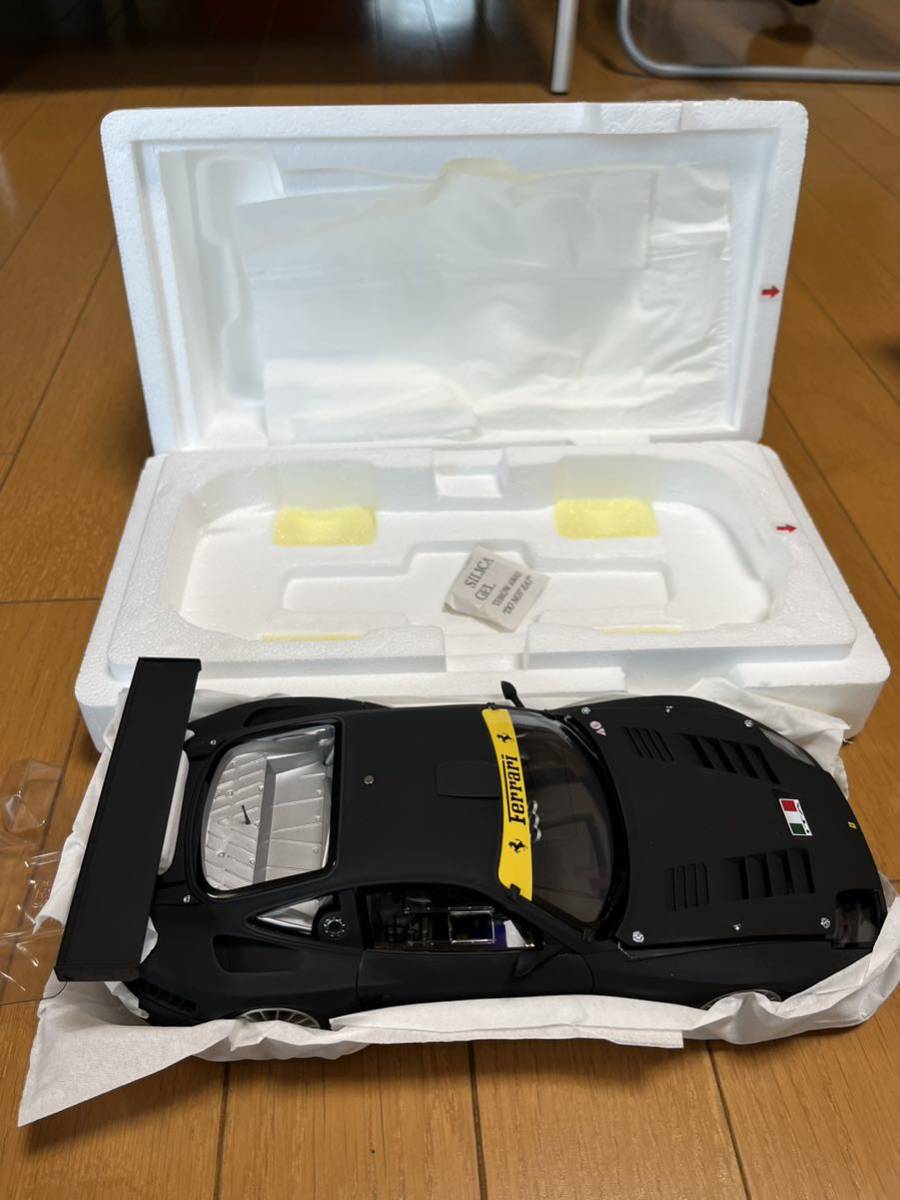 ミニカー Kyosho 1/18 2005 Ferrari 575 GTC Evoluzione: Matte Black