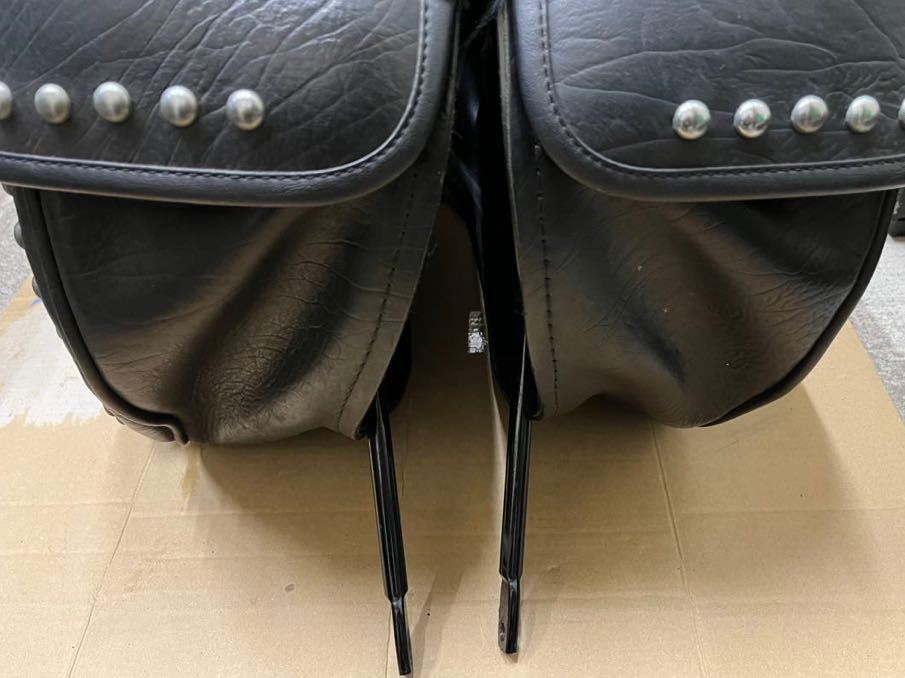 ハーレー　純正　サドルバッグ　ヘリテイジソフテイル FLSTC FLSTC サドルバッグ 純正 バイク 右 純正」(サドルバッグ、サイド
