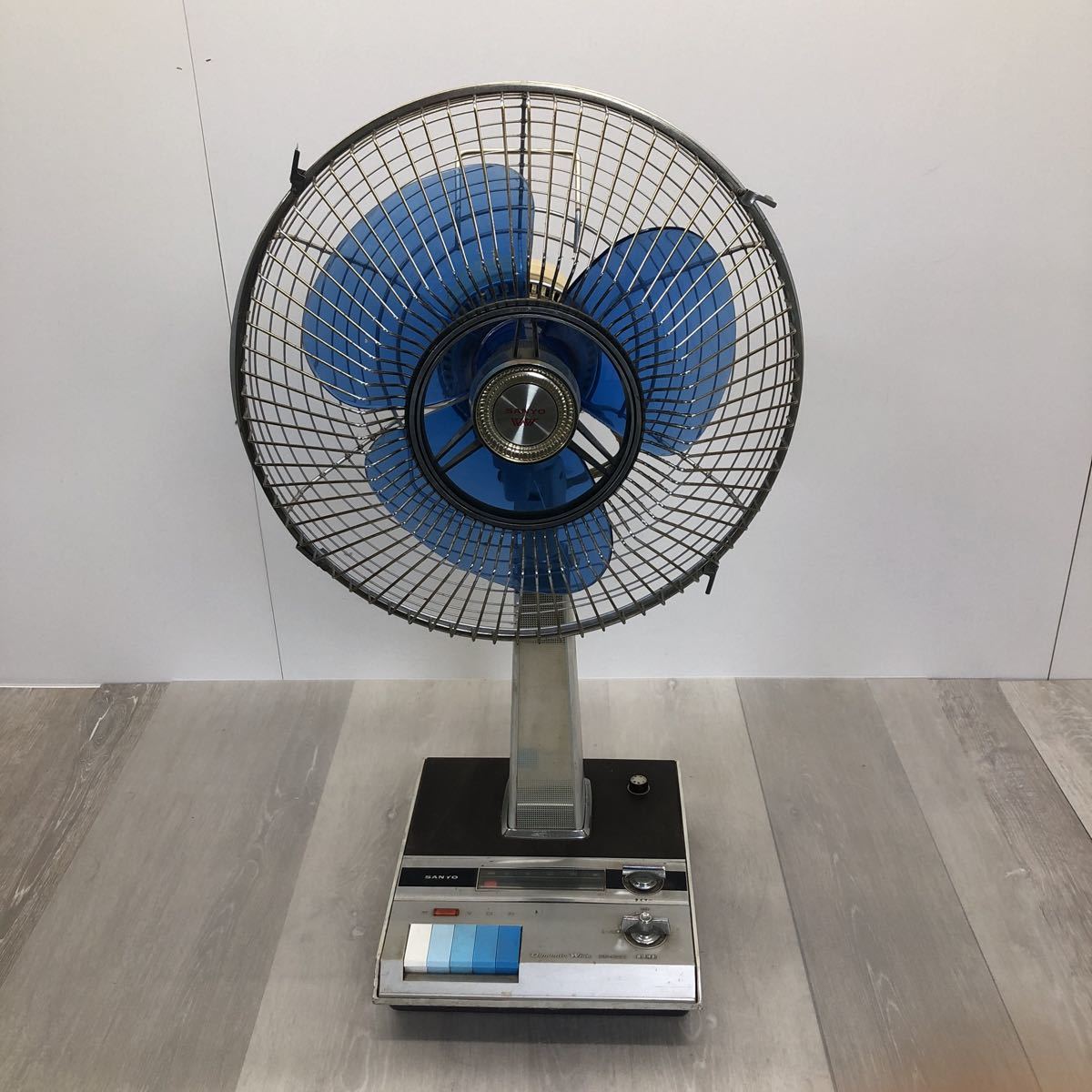 扇風機 昭和レトロ ◇SANYO EF-6DZ／サンヨー 当時物 綺麗ですが不動