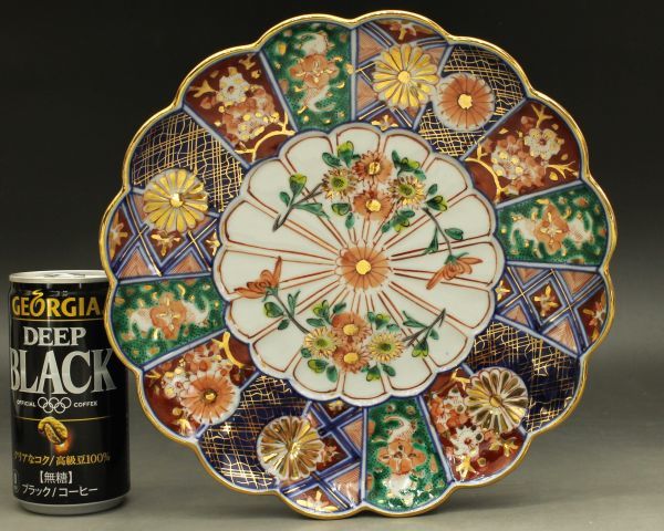 希少価値】大聖寺伊万里 染錦 皿 華やかな花文様 金彩 陶磁器 約22cm2