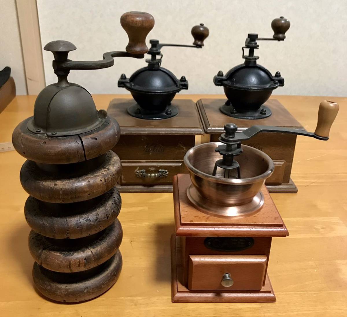 ☆うぶ出し.年代物.時代物.昭和レトロ.アンティーク.コーヒーミル.手動式.CAFE.カリタ.Kalita.貴重.レア☆