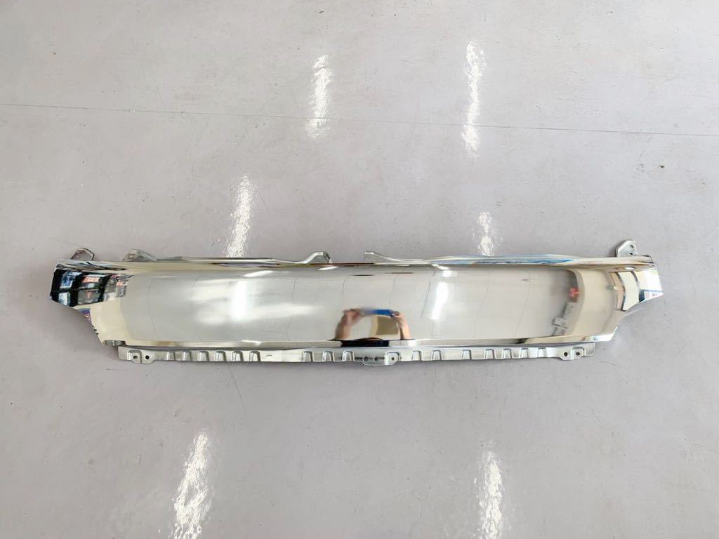 ＤＡ１６Ｔ　キャリートラック　純正フロントパネル　メッキパネル　メッキ加工　メッキパーツ　25/9〜　キャリー　デコトラ　ワンオフ