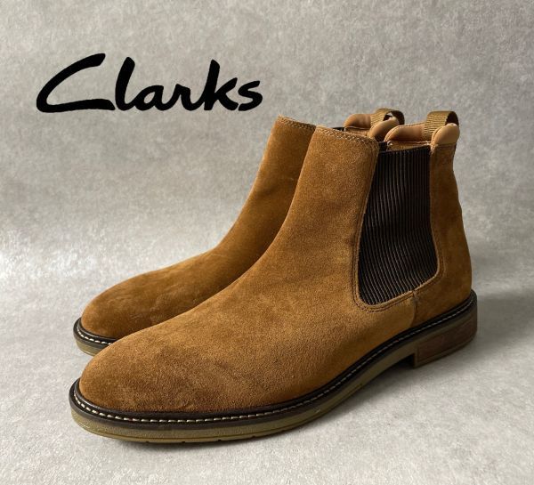 美品●Clarks●スウェードレザー サイドゴア ブーツ●クラークス