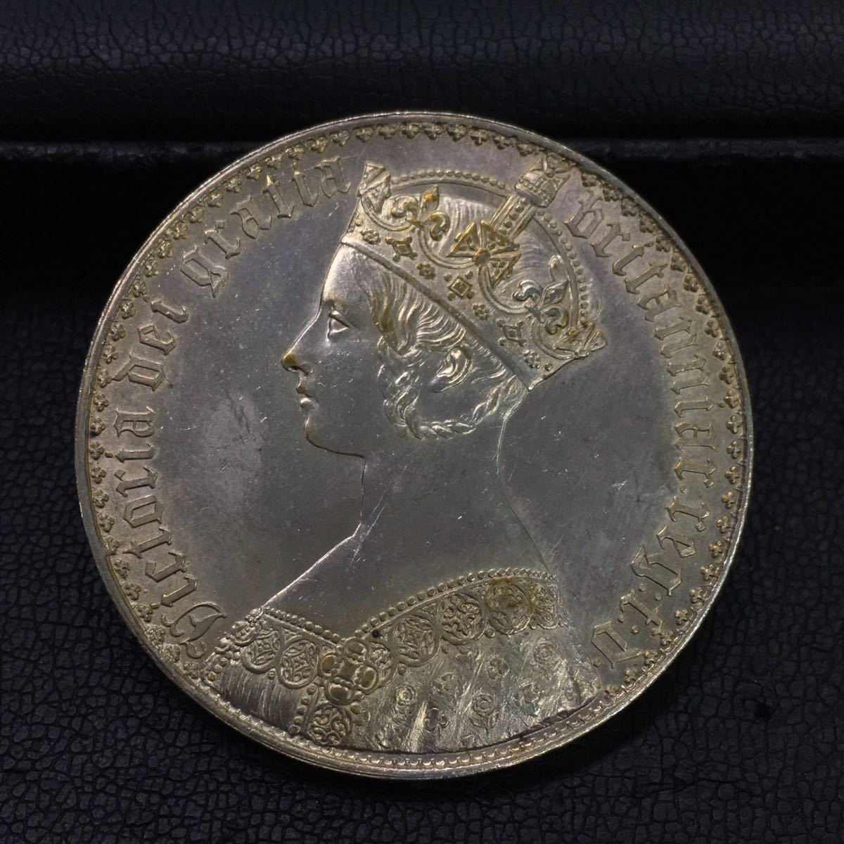 イギリス ヴィクトリア女王 ゴチッククラウン銀貨 1847年 PF64 0 