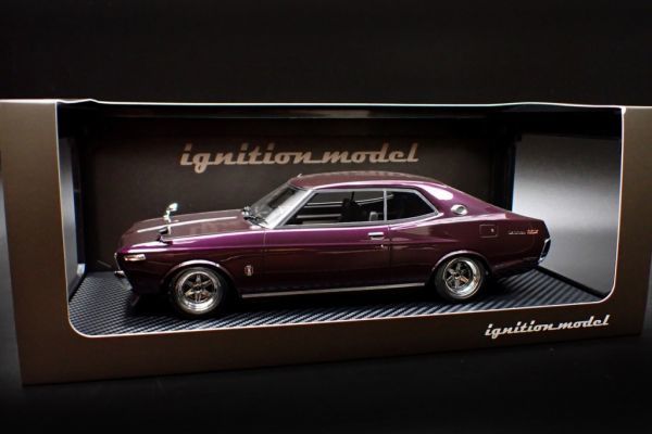 〇【イグニッションモデル】 1/18 日産 ローレル 2000SGX (C130 