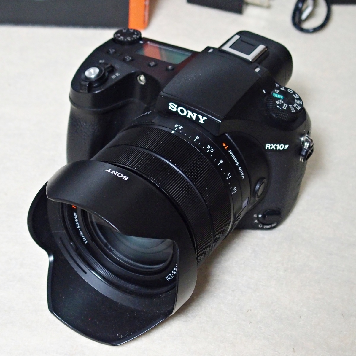 DSC-RX10M4 Cyber-shot | Camera (1.0-Type 0 SONY サイバーショット 