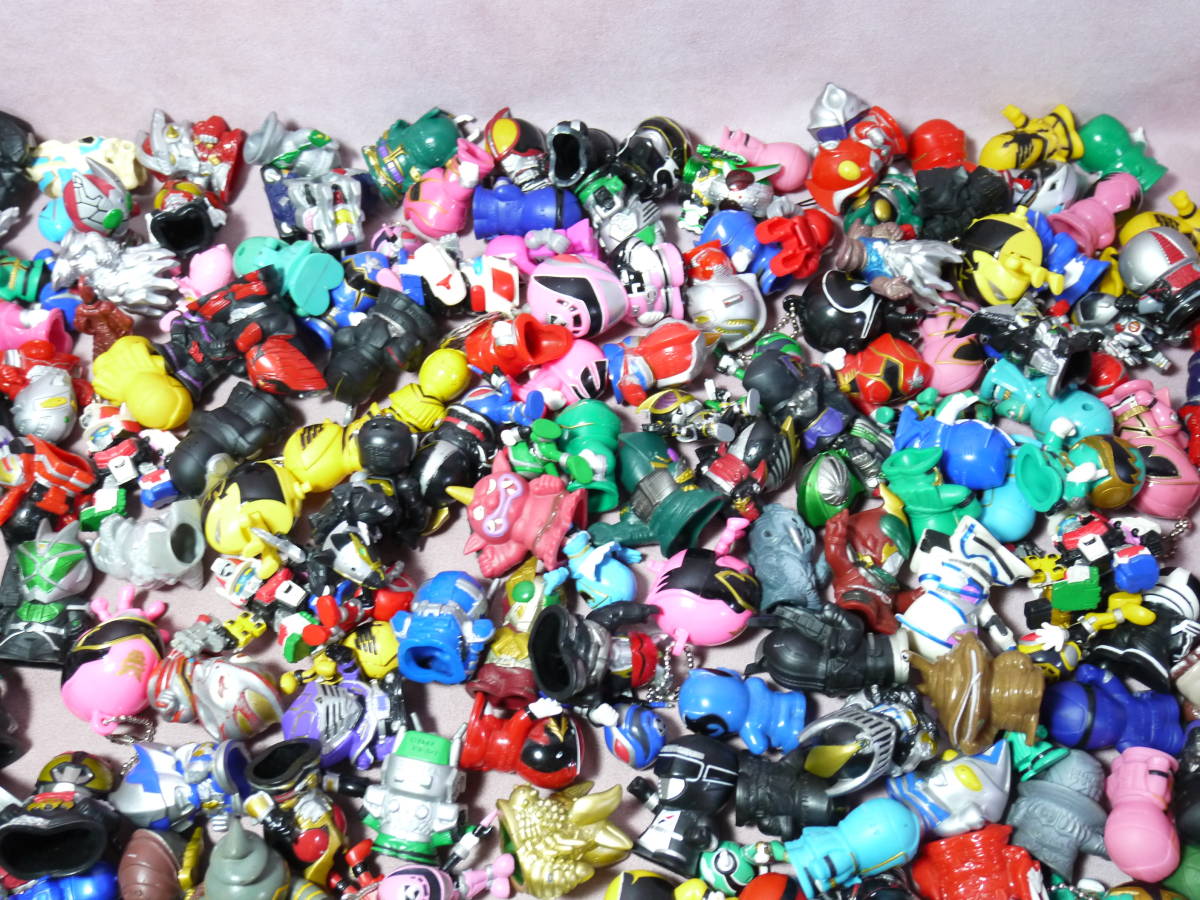 仮面ライダー スーパー戦隊 ウルトラマン 指人形・マスコット