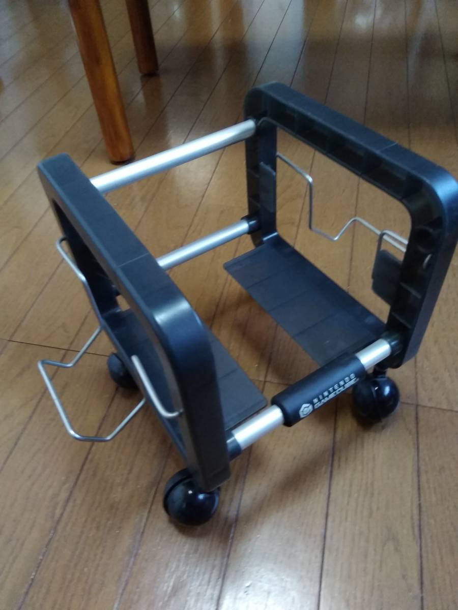 ★☆Nintendo(ニンテンドー)GameCube(ゲームキューブ)　キューブラックR　収納ケース/収納ラック　キャスター有☆★