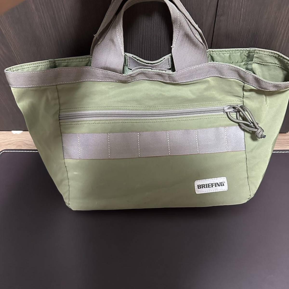 BRIEFING ハンドバッグ　カーキ　ブリーフィング