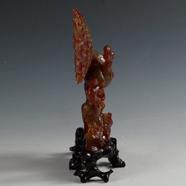 人気セール，品質保証 ◇◇近・現代工芸 天然瑪瑙彫刻/ メノウ 孔雀彫 置物