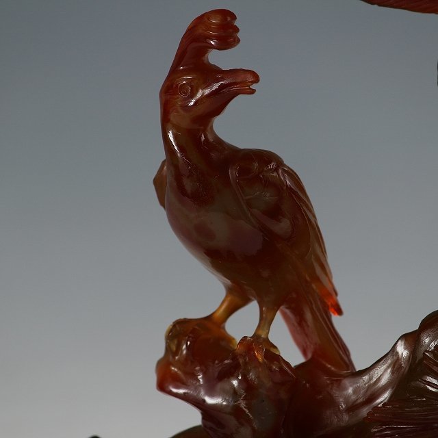 人気セール，品質保証 ◇◇近・現代工芸 天然瑪瑙彫刻/ メノウ 孔雀彫 置物