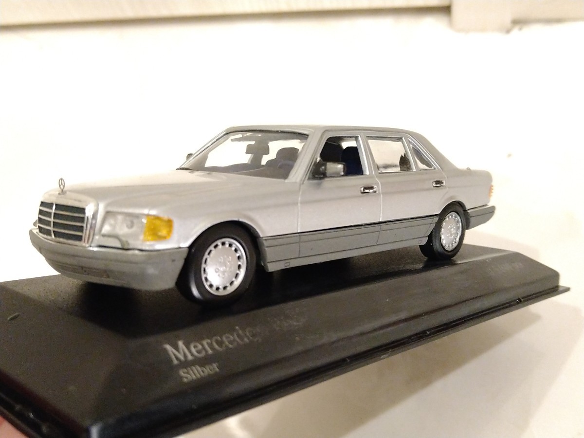 ミニチャンプス 1／43 メルセデスベンツ O3500 バス ドイツ連邦鉄道 1