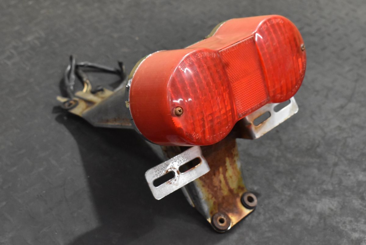 人気定番，100%新品 S327 当時物 純正 GT550 テールランプ 0050 検 GT380(テールランプ)｜売買されたオークション情報、yahooの商品情報をアーカイブ公開 - オークファン スズキ用