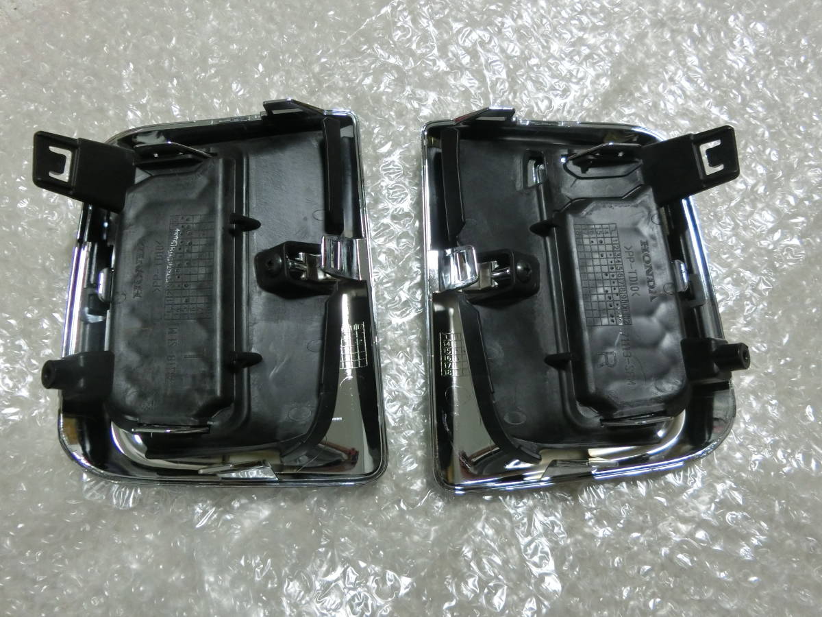 即決　新車外し　フリードスパイク　フロントバンパー　ガーニッシュ　左右セット　ホールカバー 　フォグカバー