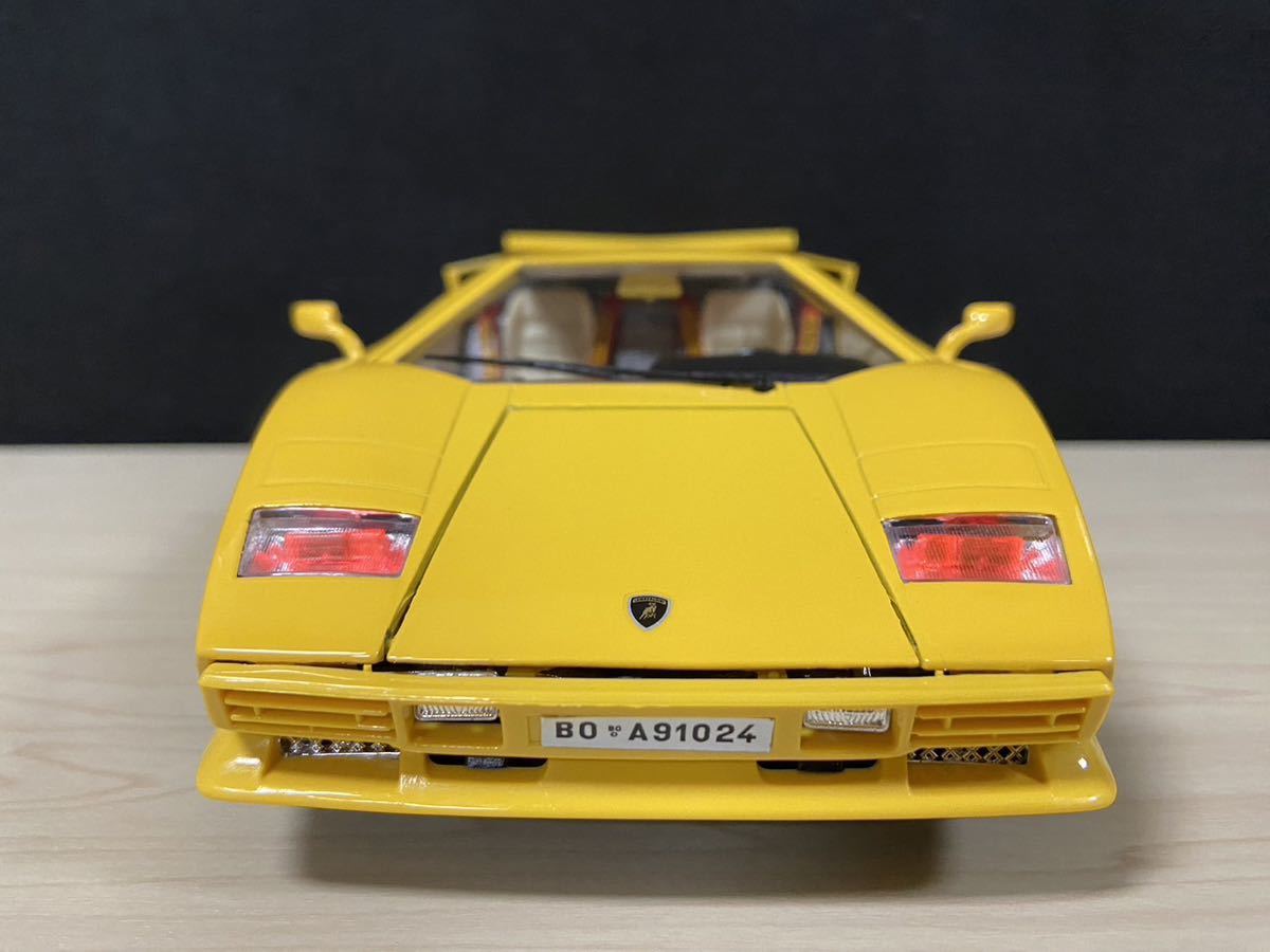 Lamborghini Bburago TEMERARIO ORANGE scale [0252] 1/18 burago