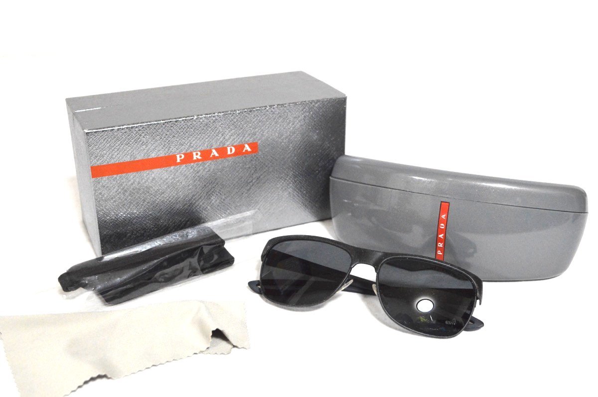 PRADA SPORT プラダスポーツ サングラス グレー×レッド ケース付き