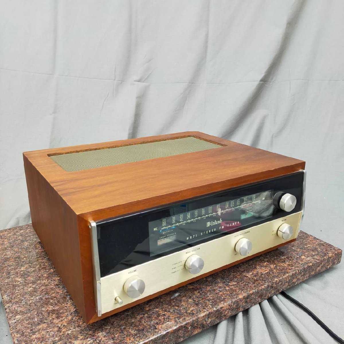 新品】FM/AM チューナー＆マスターコントロール （Technics 75T FM/AM 