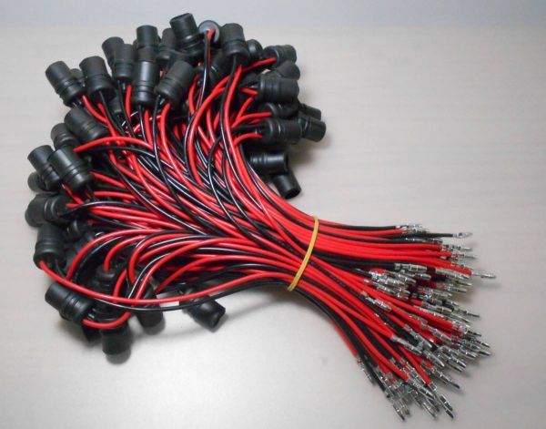 即決4500円/送料無料★T10ウェッジ球用ソケット★ラバータイプ★ギボシ端子付き