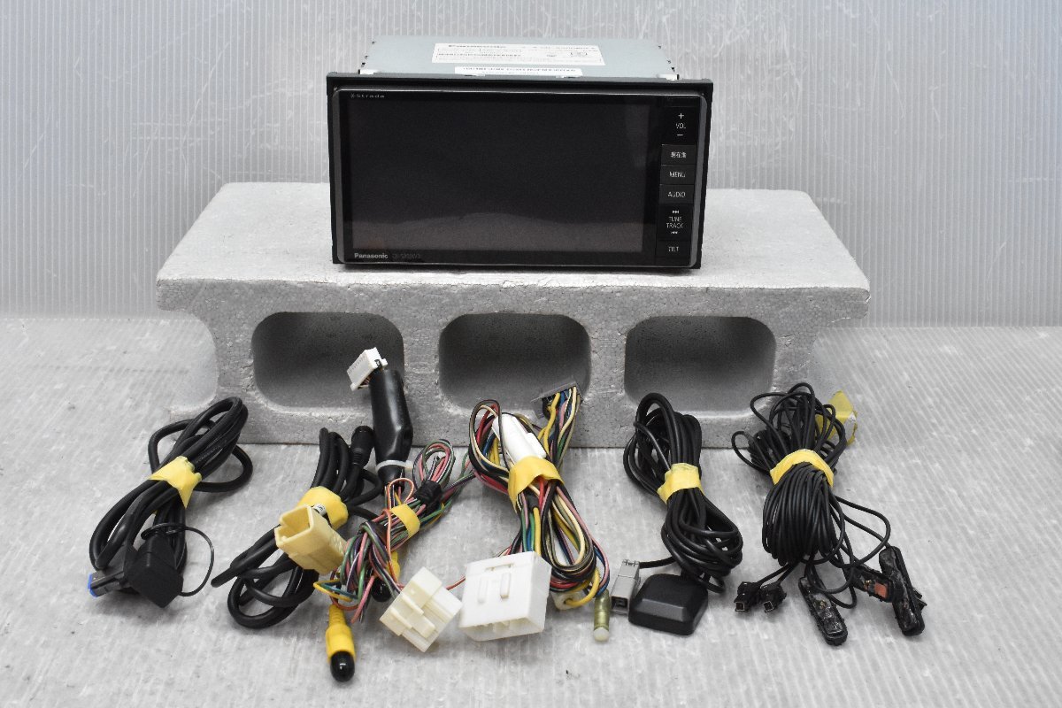 パナソニック 地デジ メモリー ナビ CN-S3000WDFA 地図データ V11.05.14 Bluetooth対応　*11 パナソニック CN-S300WDFA 地デジ STRADA PANASONIC 200mmワイド