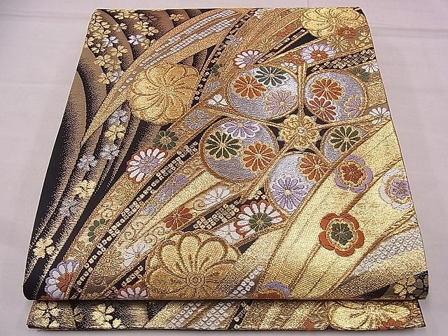 平和屋1■六通柄袋帯　唐織　吉祥舞花文　黒地　金銀糸　逸品　fb9554