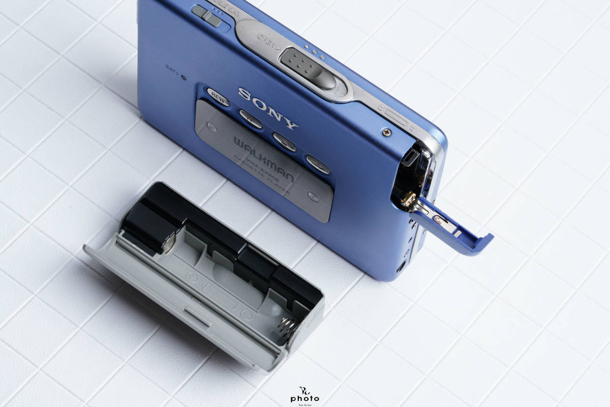 極美品・動作品丨SONY WALKMAN 薄丈夫シリーズ ポータブルカセット