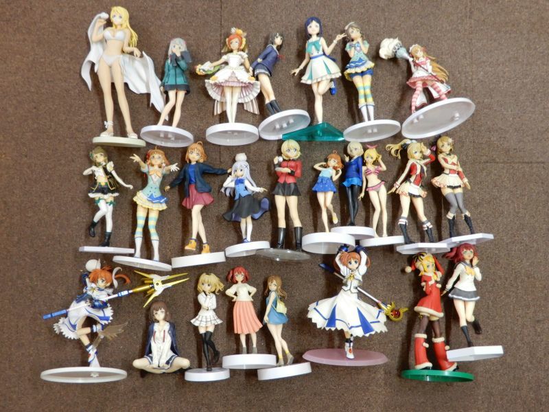 未検品 アニメ 女性キャラ フィギュア 色々 おまとめセット！ ガルパン / 冴えカノ / リリカルなのは など 美少女 人形 現状渡し
