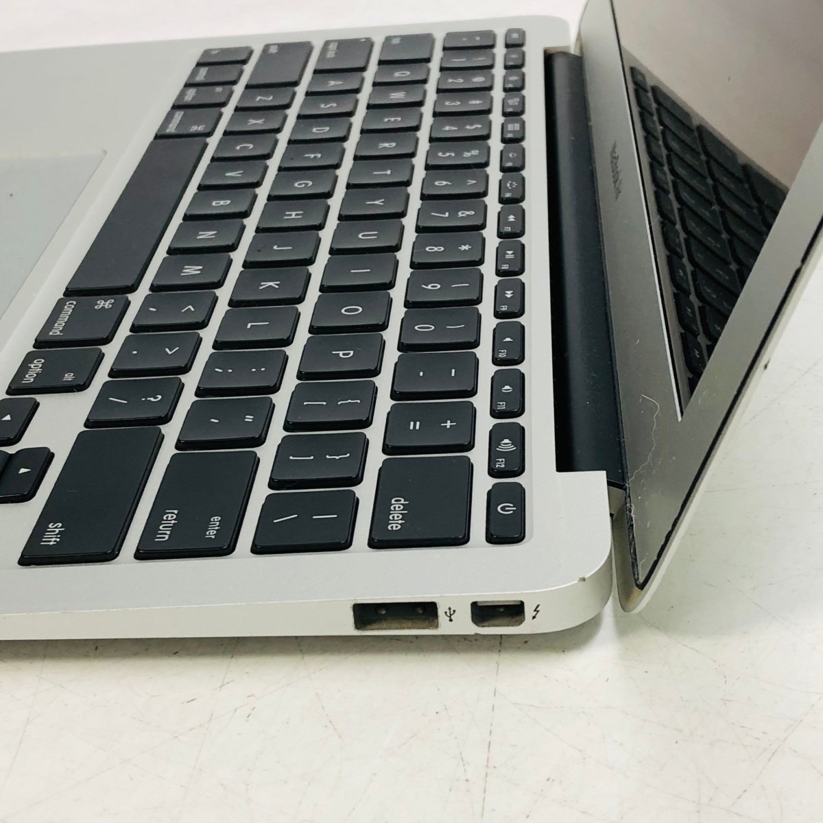 ジャンク MacBook Air Mid2011 11inch
