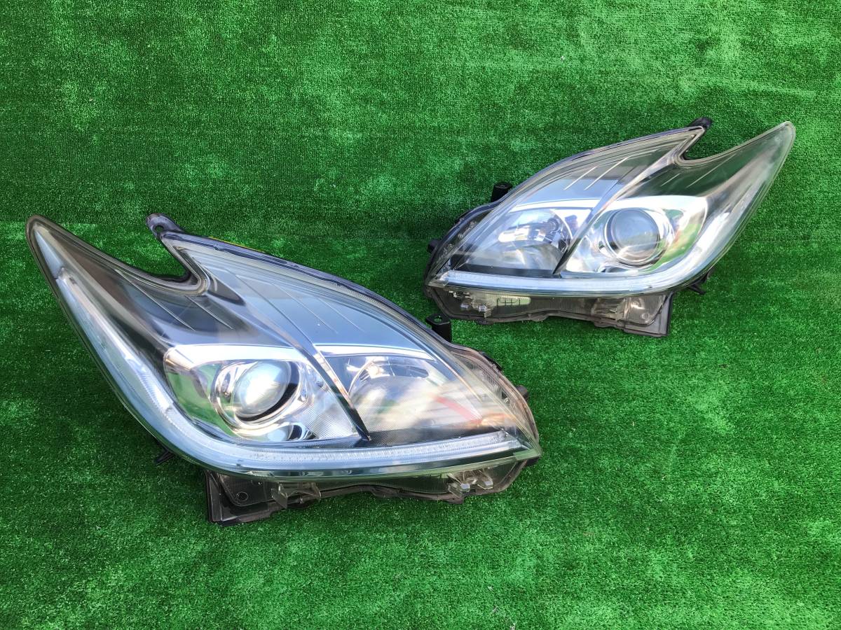 点灯OK！】トヨタ純正 ZVW30 プリウス 後期 HID ヘッドライト ヘッド 