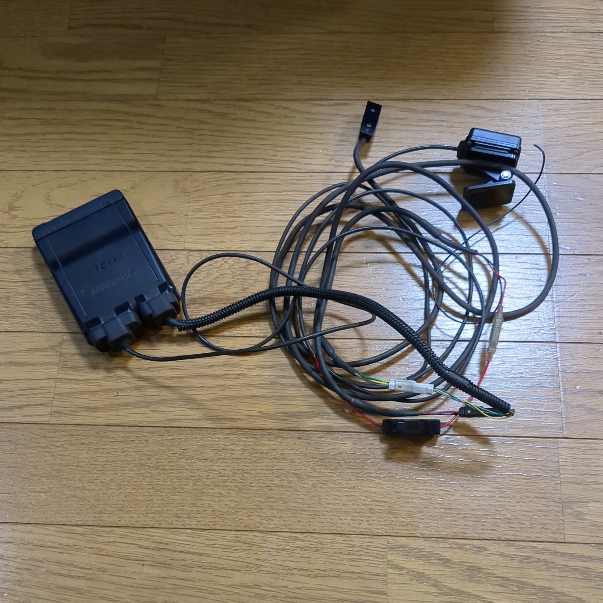 バイク用ETC2.0　別体式 ７５０ ミツバ製 アンテナ台座付き