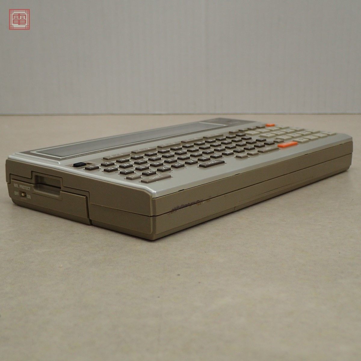 PC-2001 - NEC ハンドヘルドパーソナルコンピュータ 見た目はポケコン 
