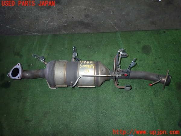 1UPJ-98802661]レジアスエース(ハイエース200系)(KDH206V)触媒1 中古