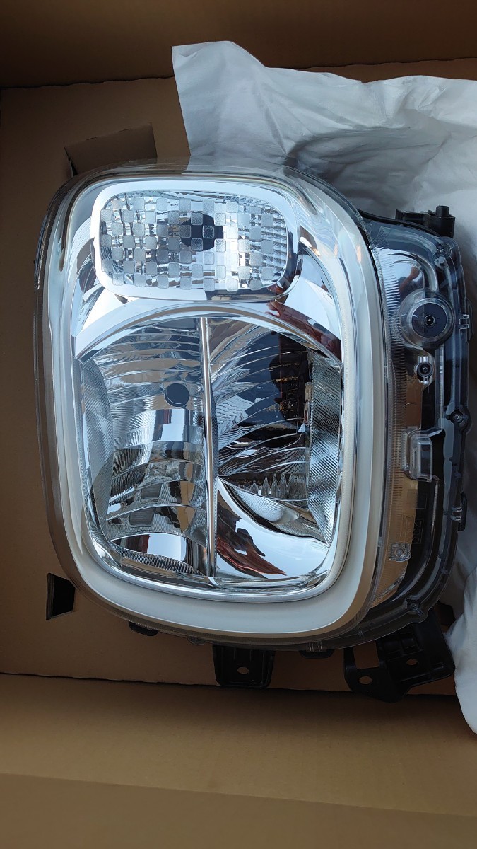 スズキ　スペーシア　MK53S　純正左ヘッドライト　LED！　美品！