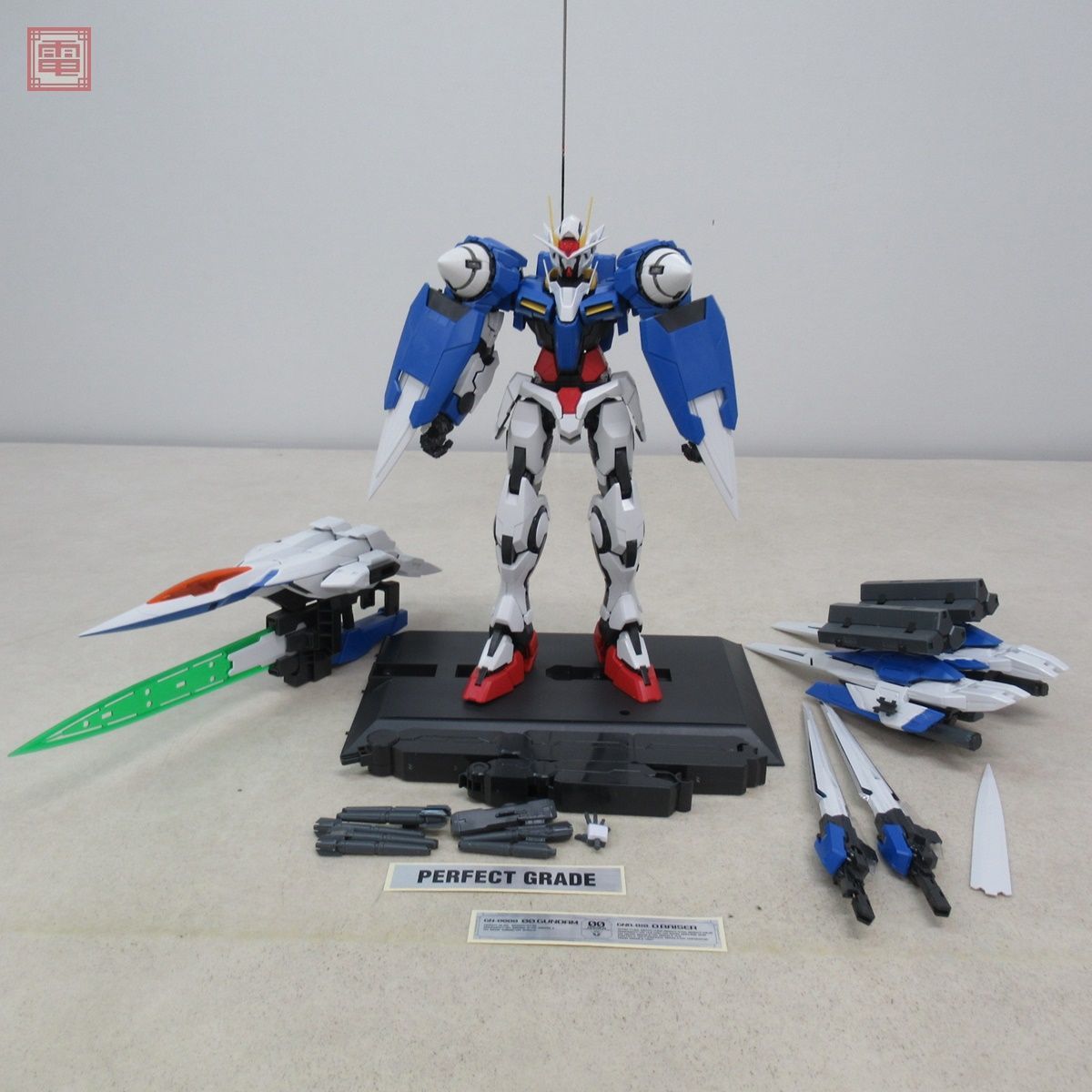 1⁄60 PG ダブルオーライザー バンダイ 完成品 | ダブルオーガンダム