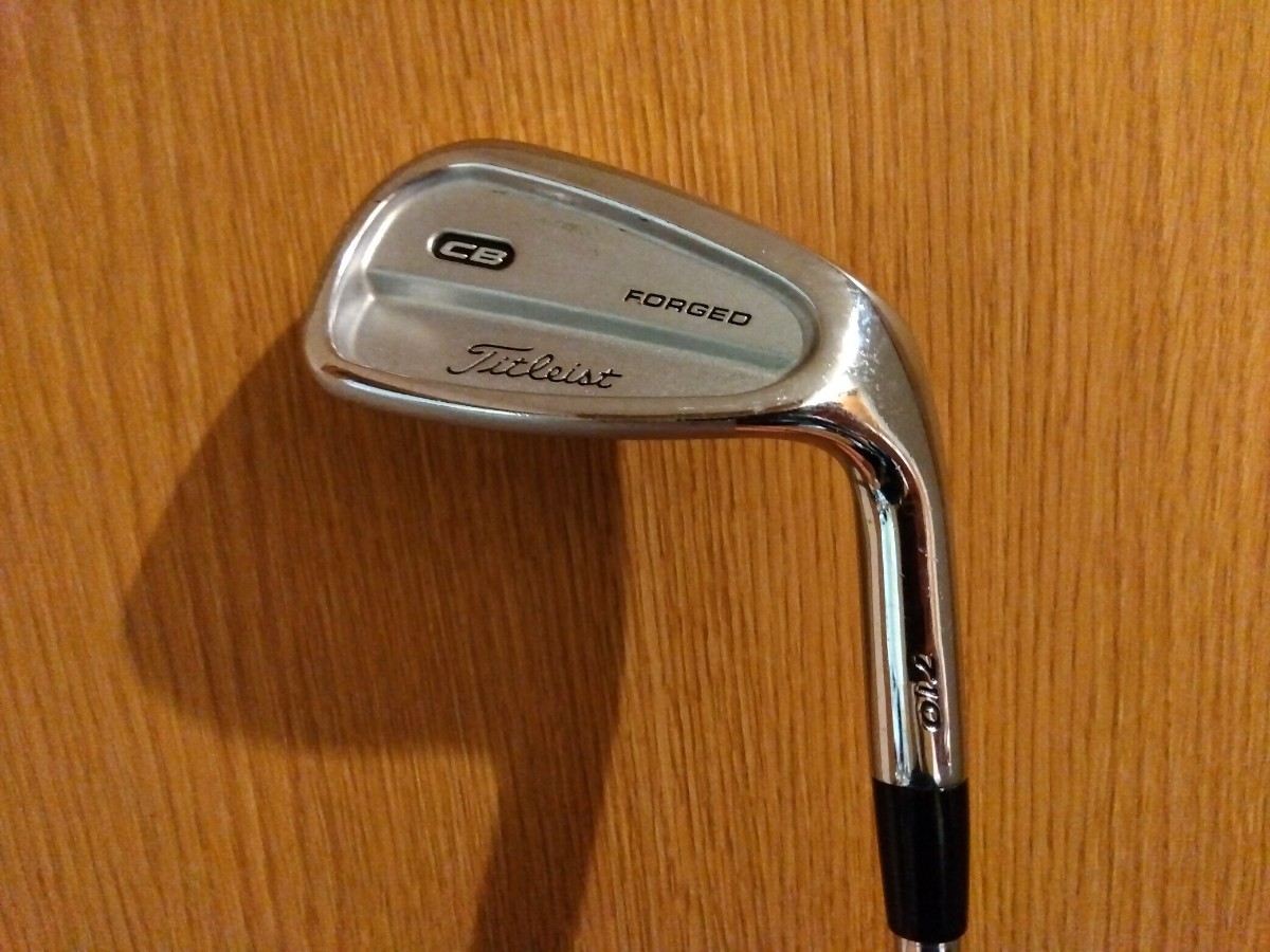 超美品 タイトリスト○CB710 フォージド 2I DG S200(b9-15-16