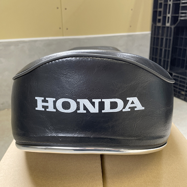 CB750Four K2シート　中古リプロ品 CB750K 2026年最新Yahoo!オークション CB750Four シート バイク 0 白