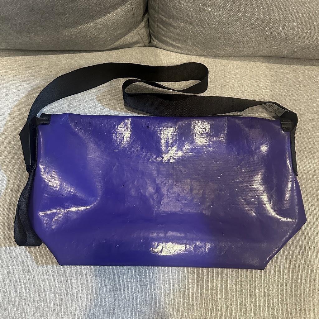 廃版/旧型SS6/パープル】FREITAG F42 SURFSIDE6/メッセンジャーバッグ